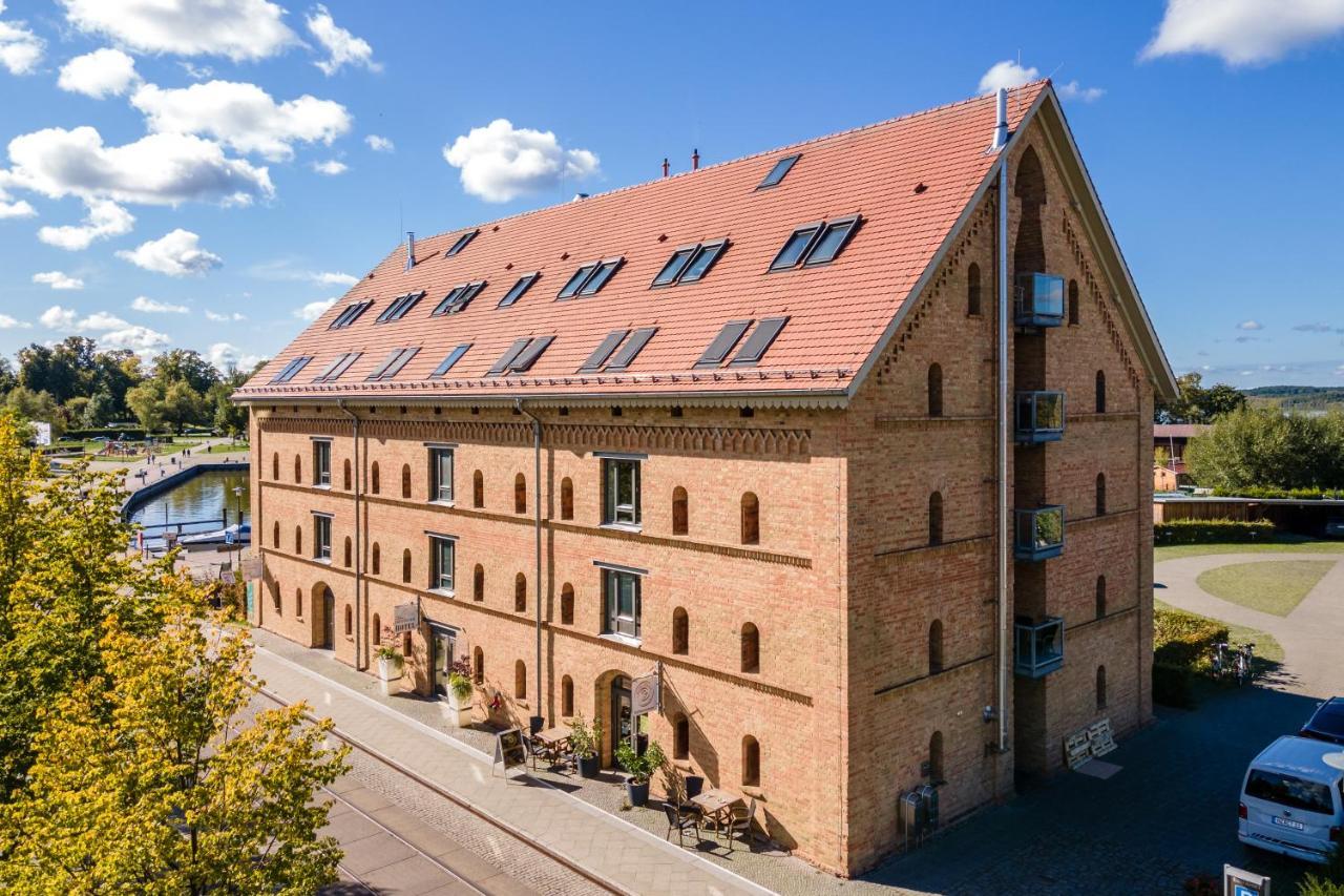 Hotel Alter Kornspeicher Neustrelitz Exterior foto
